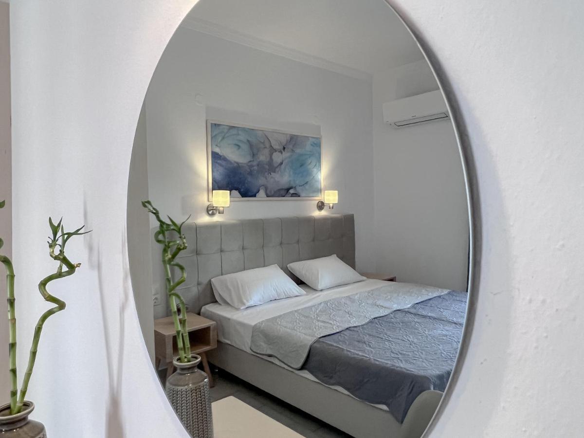 Athanasia Apartments Skiathos Town Exterior photo