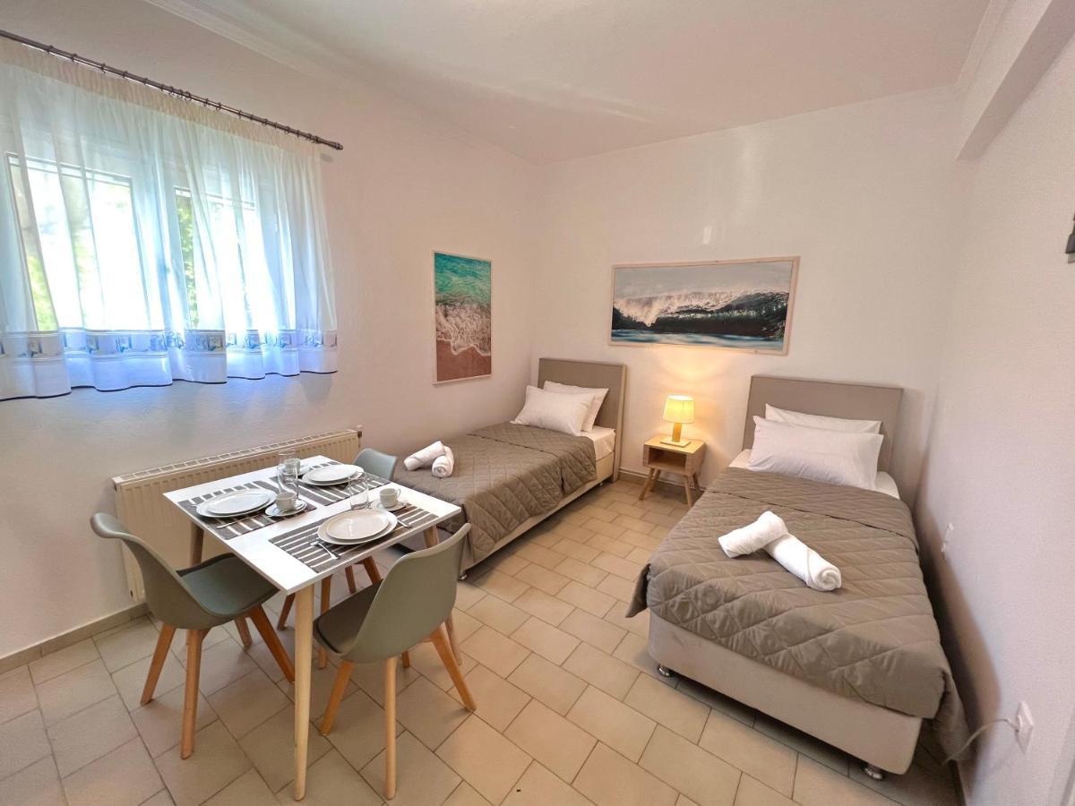 Athanasia Apartments Skiathos Town Exterior photo