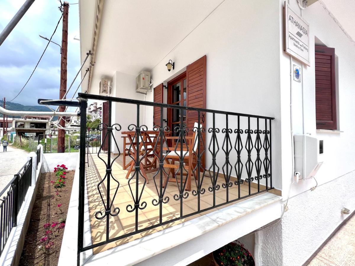 Athanasia Apartments Skiathos Town Exterior photo